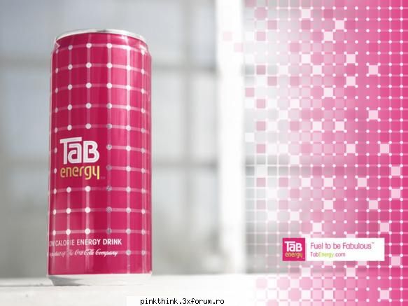 iat-o. bine ati venit in pink drink club